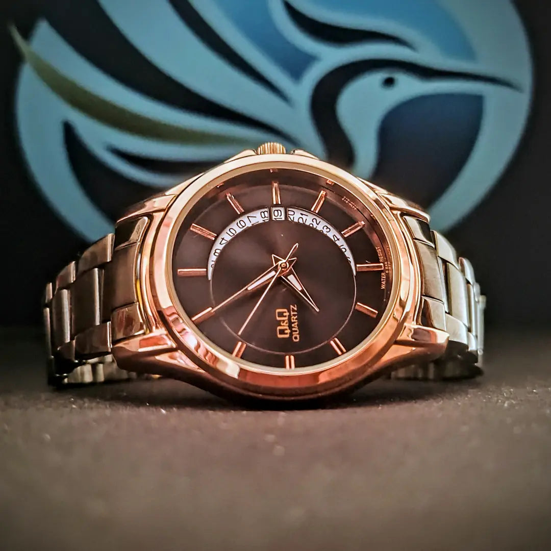 Reloj unisex QyQ Negro con Oro rosa A436-812Y