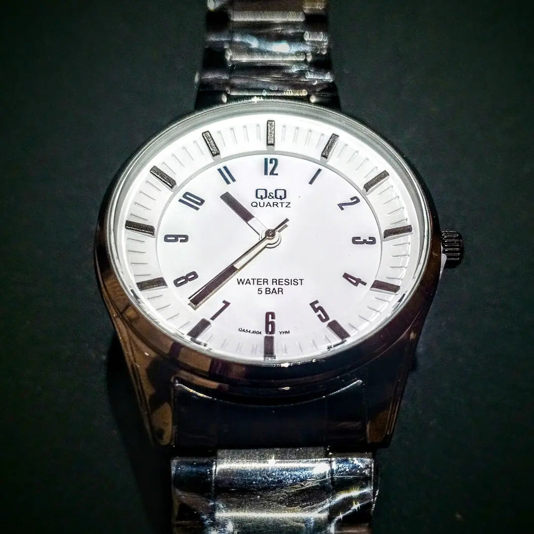 Reloj QyQ Caballero Acero inoxidable Negro y blanco Ref. QA54J004 - Emma Home Store
